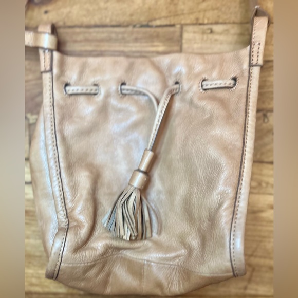Fossil Crossbody - Picture 6 of 7